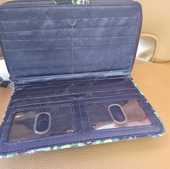 Vera bradley wallet - Picture 6 of 6